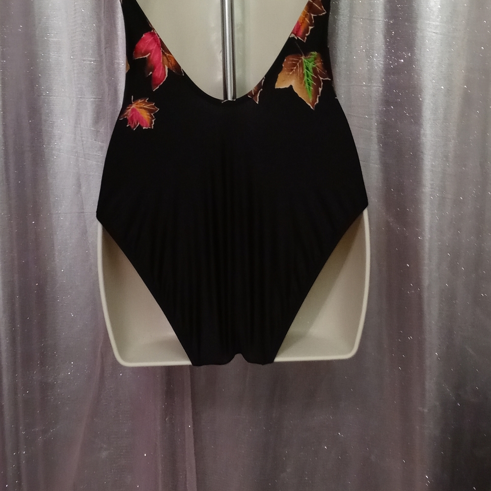 One piece - Picture 6 of 6